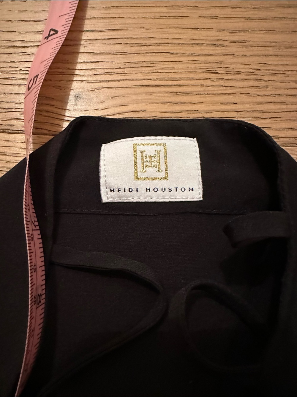 Heidi Houston Women's Black Double-Strap V-Neck Camisole small - Picture 7 of 8